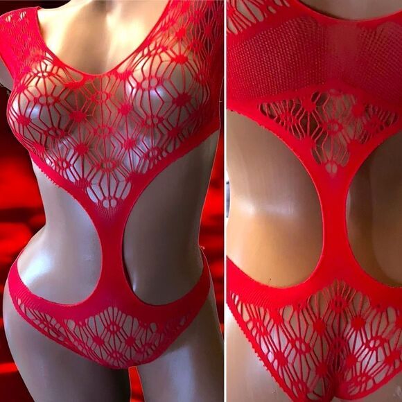 Red l Lacey l High-Stretch l Bodysuit l OS l Layering piece l New - Picture 7 of 7